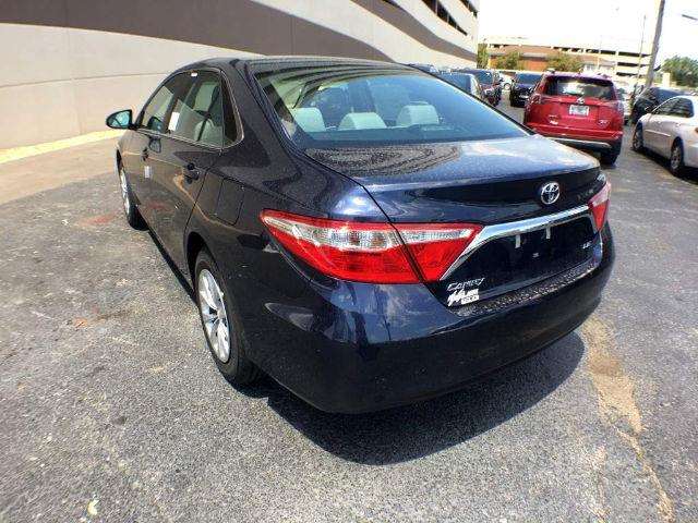 2017 Toyota Camry LE 4Dr Sedan